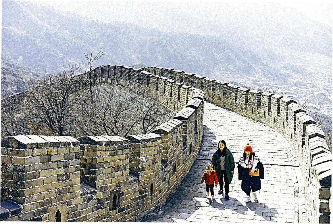 Common myths and legends about Nine-Dragon Wall