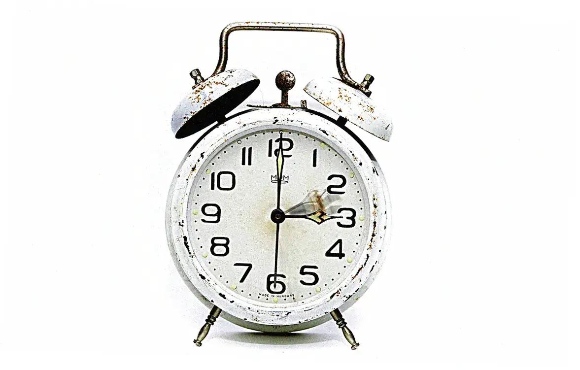 What's the ideal time for avoiding tourist crowds?