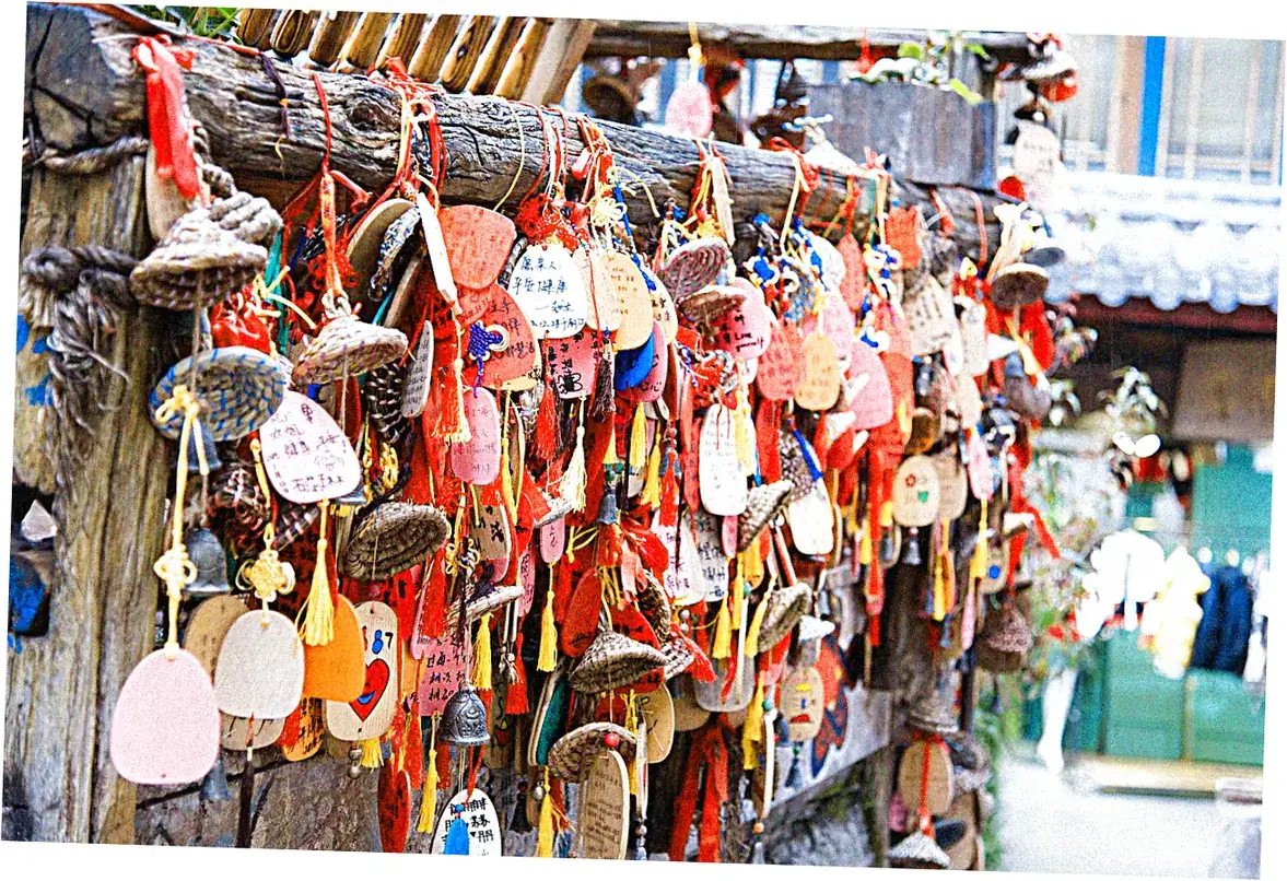 Authentic Naxi Cuisine Delights in Lijiang