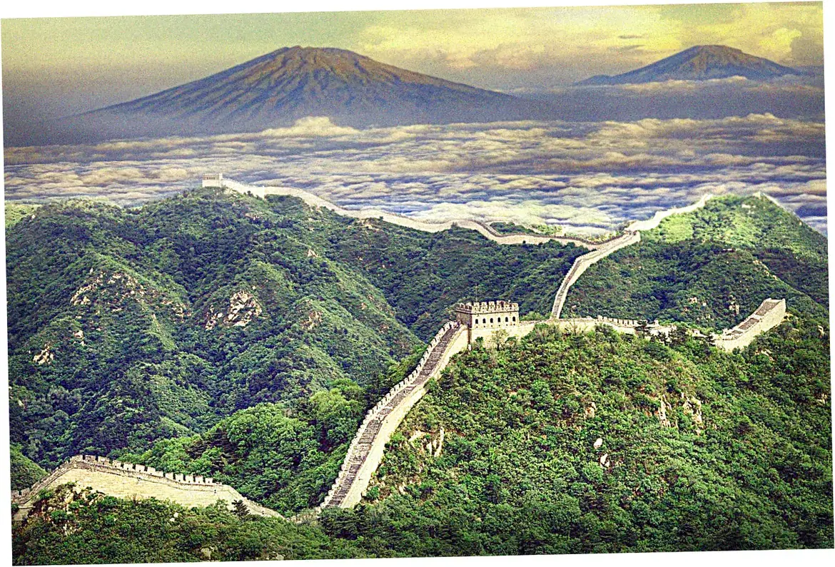 Let's talk about ancient China's literary and artistic traditions.