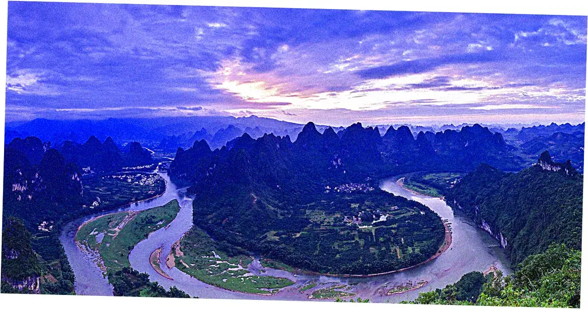 Want to combine Guilin with other spots? Consider adding Shanghai to your trip.