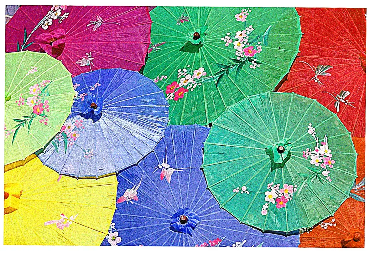 Chinese New Year Shopping Guide: Store Hours and Traditional Customs